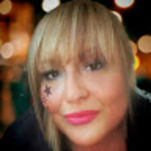 Meet your Posher, Daveene